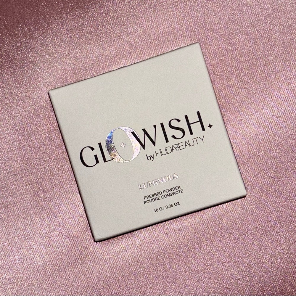 GloWish Luminous Pressed Powder🪄🪞✨